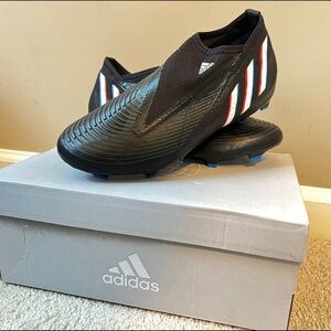 Adidas Predator Edge .3 Laceless soccer cleats
